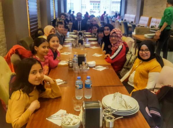 Arapça Yarışmalarında Derece Yapan Öğrencilerimiz İle Yemekte Buluştuk.